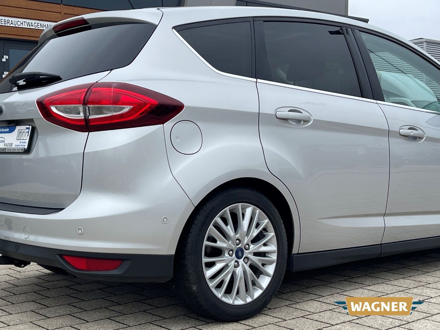 Fahrzeugabbildung Ford C-Max Titanium Automatik Sitzheizung Tempomat