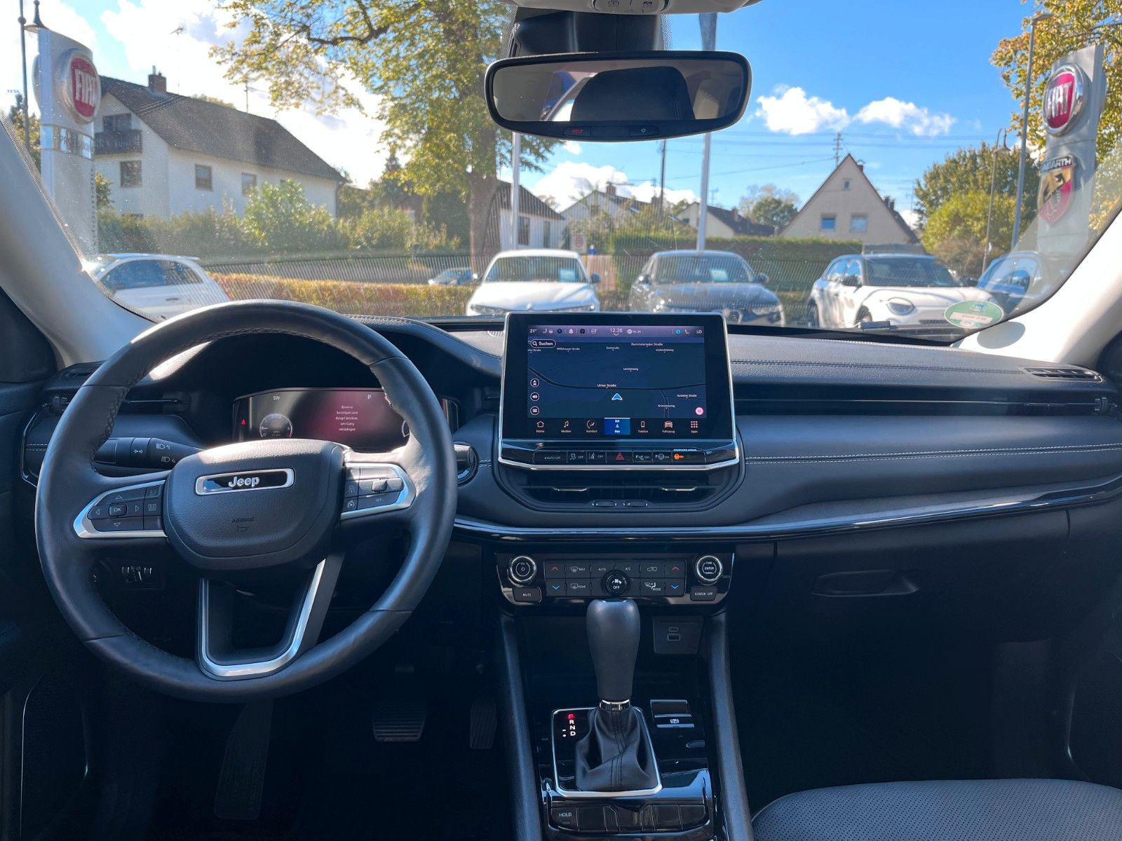 Fahrzeugabbildung Jeep Compass Summit Mild-Hybrid FWD