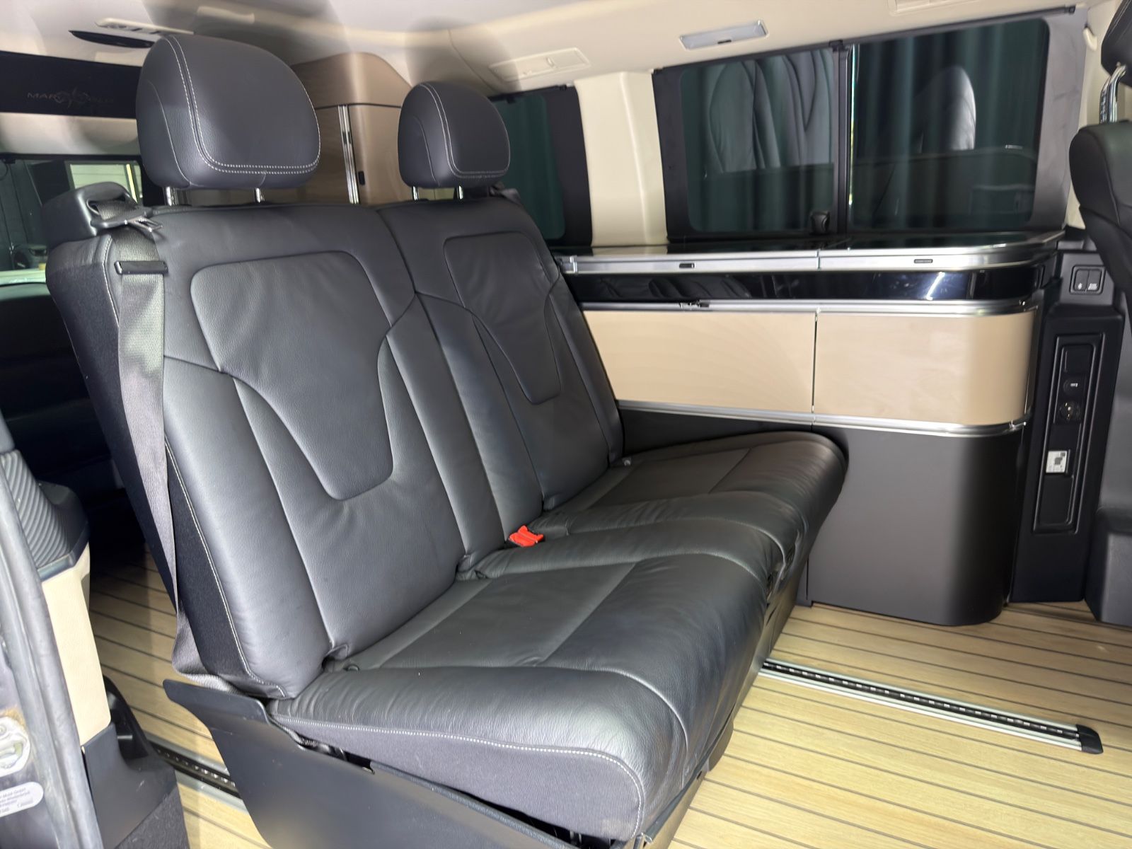 Fahrzeugabbildung Mercedes-Benz V300d 4MATIC Marco Polo|LANG|AMG|LEDER|KÜCHE|
