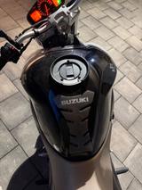 Suzuki GSR 600 - SUZUKI GSR