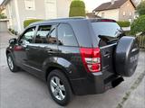 Suzuki Grand Vitara 2.4 Comfort Comfort - Suzuki Grand Vitara Comfort mit Benzin-Antrieb