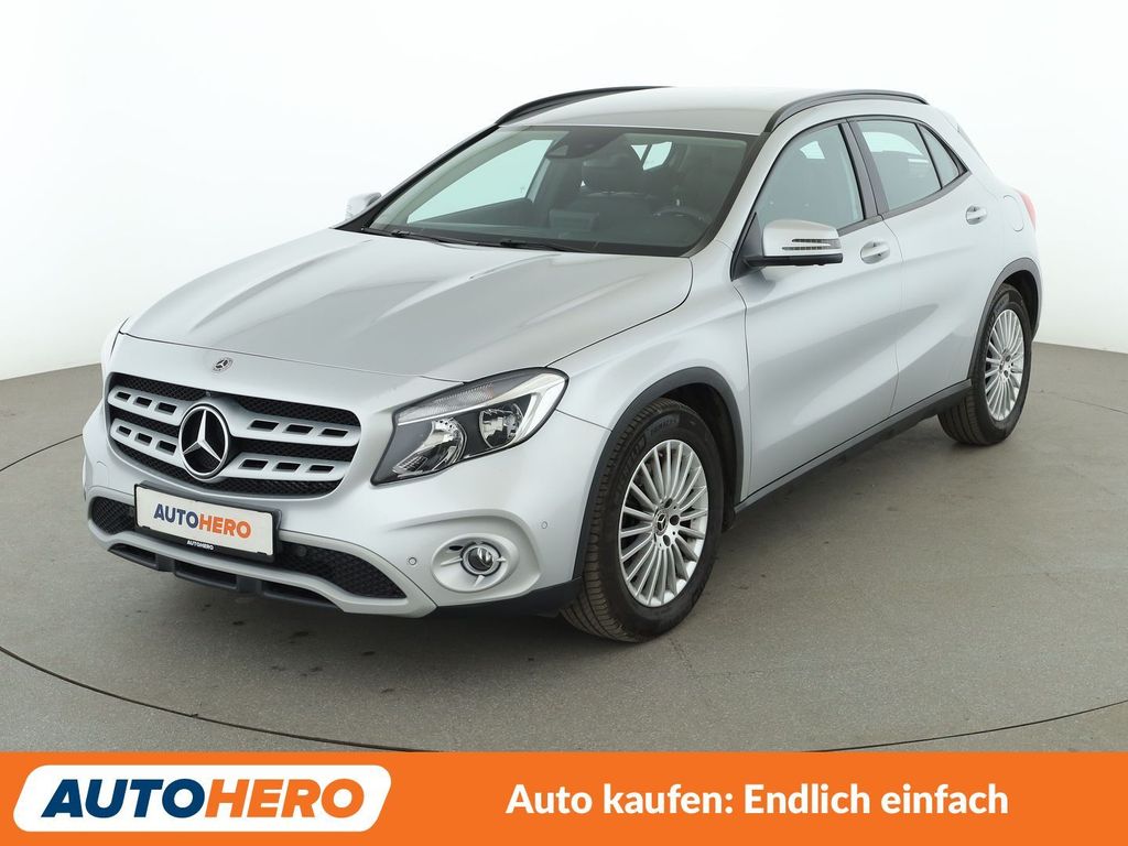 Image of Mercedes-Benz GLA 220
