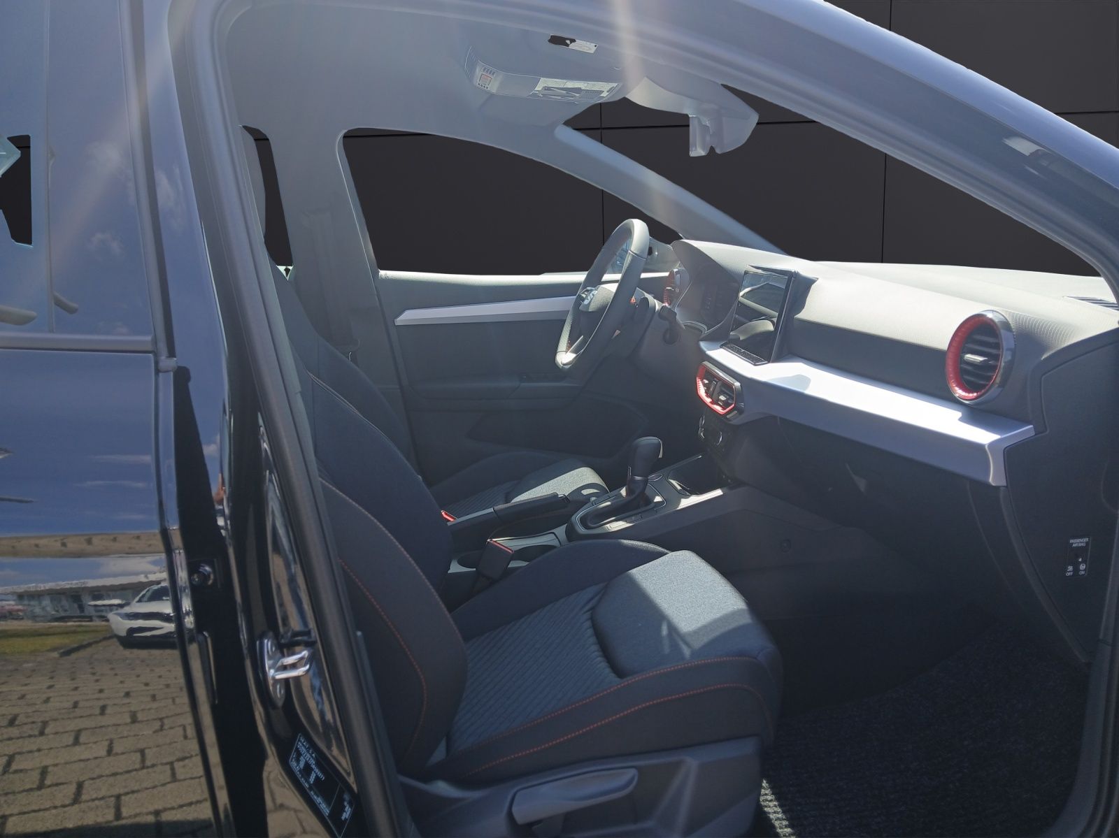 Fahrzeugabbildung SEAT Ibiza 1.0 TSI DSG FR Black Edition Kamera SH