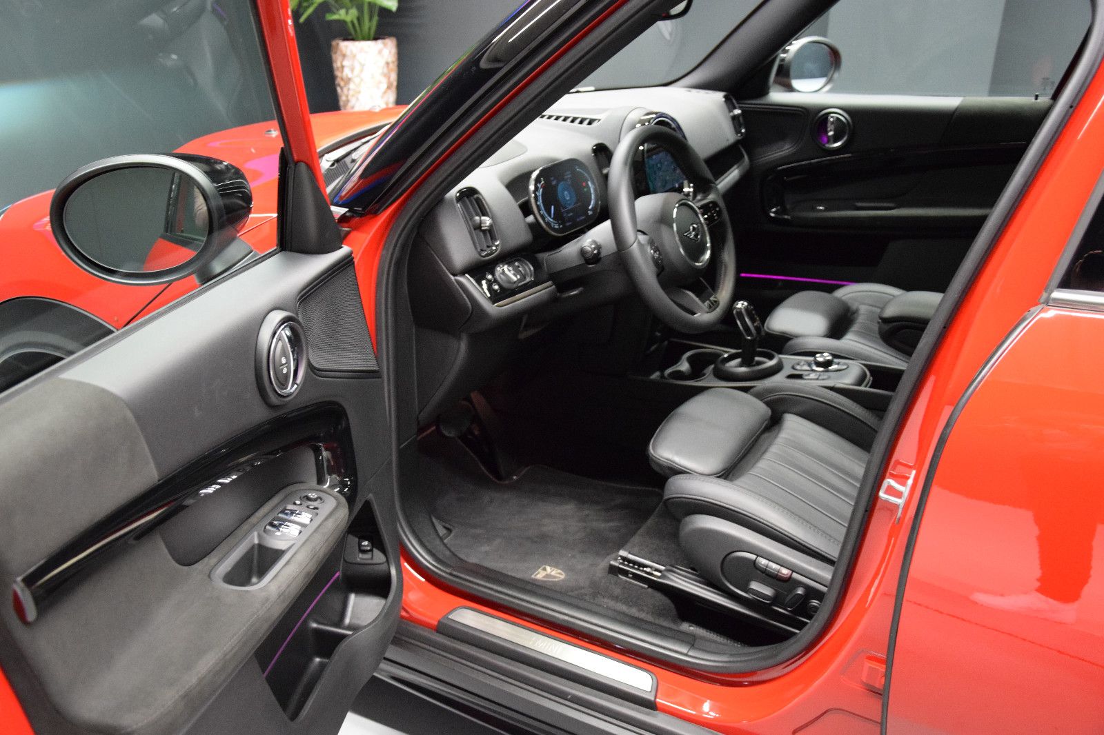 Fahrzeugabbildung MINI Cooper Countryman YOURS Pano HuD Leder AHK Memor