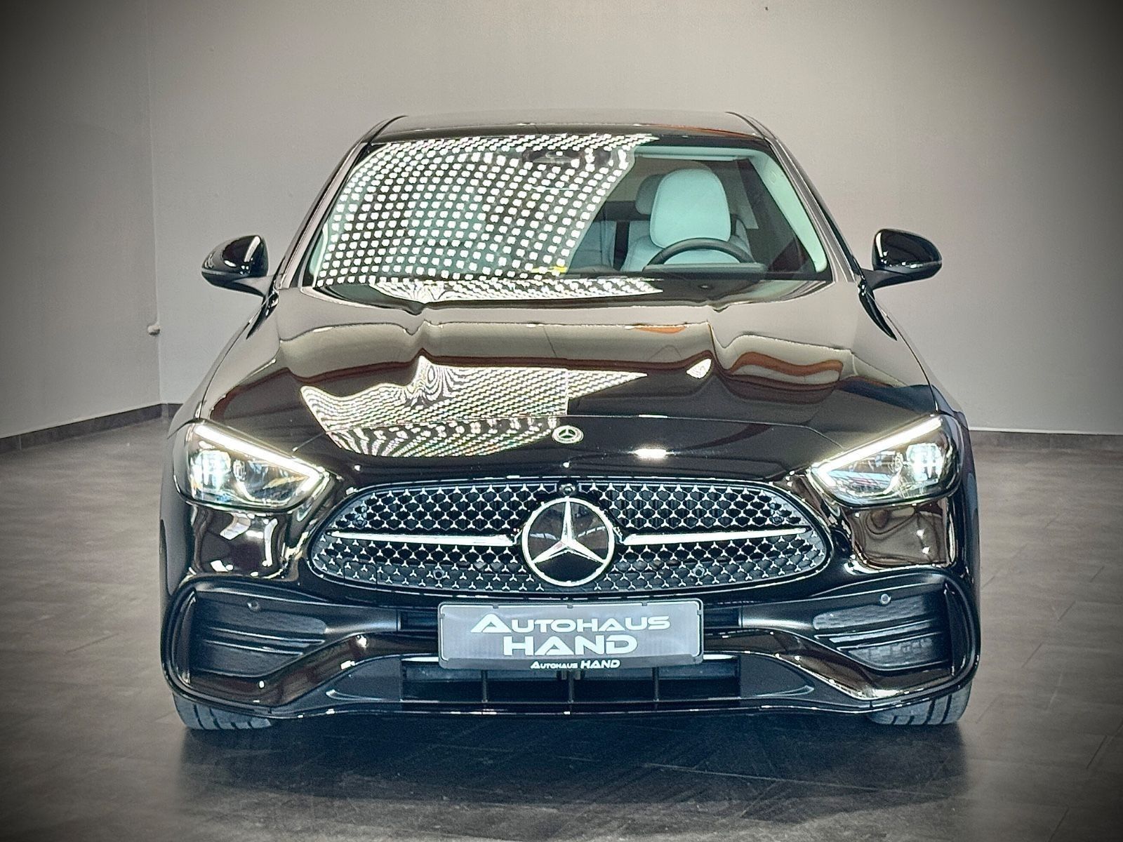 Mercedes-Benz C 300 de*AMG-LINE*ACC*KAMERA*SITZKÜHLUNG*GA imagem 3