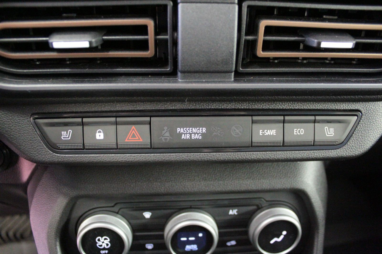Fahrzeugabbildung Dacia Jogger Hybrid 140 Extreme 5-Sitzer*Winterpaket*