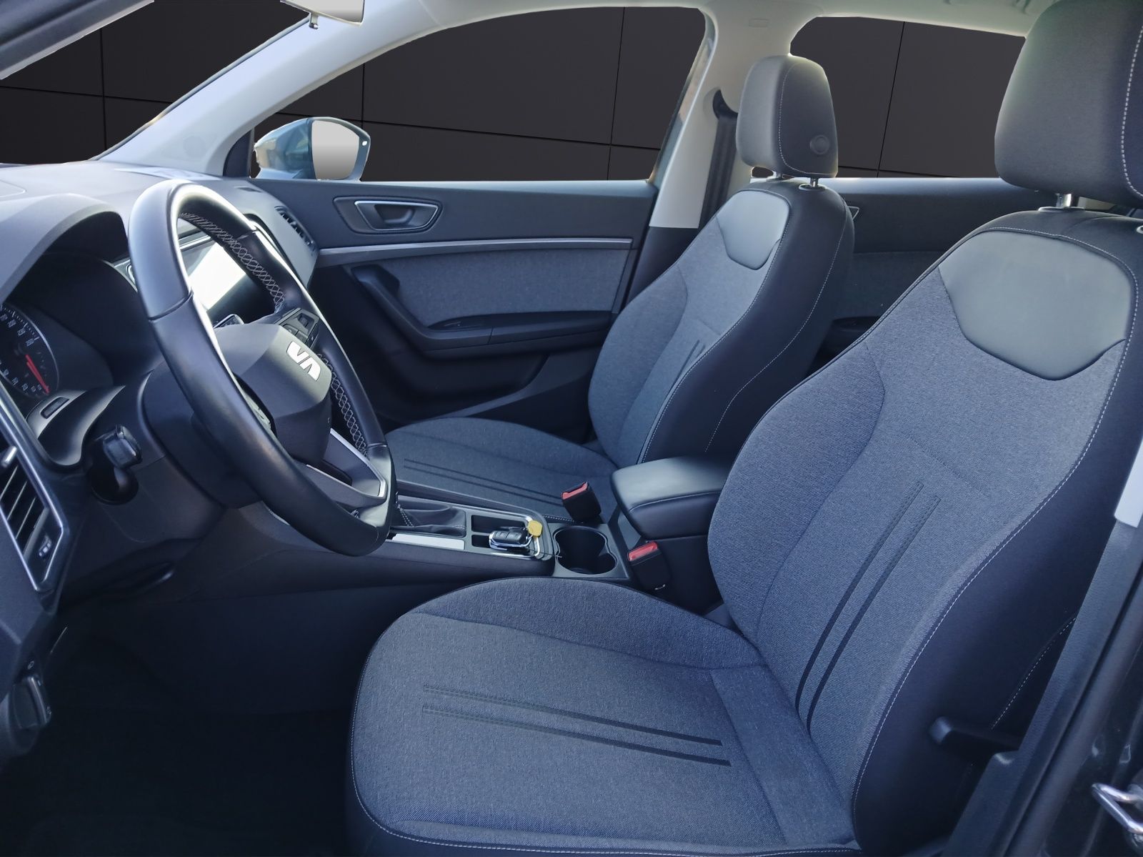 Fahrzeugabbildung SEAT Ateca TDI Style DSG STH LED Navi beats GRA PDC S