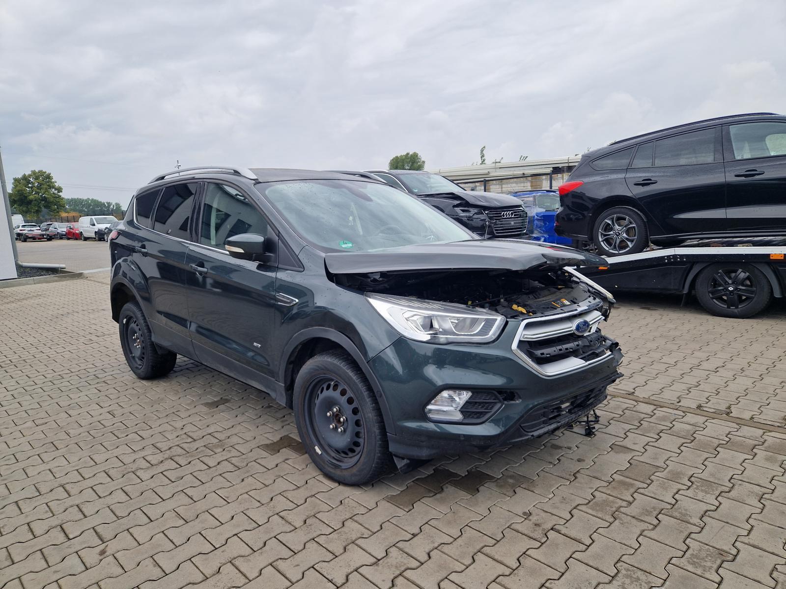 Ford Kuga 2.0 TDCi KAT Titanium Android Auto Metallic