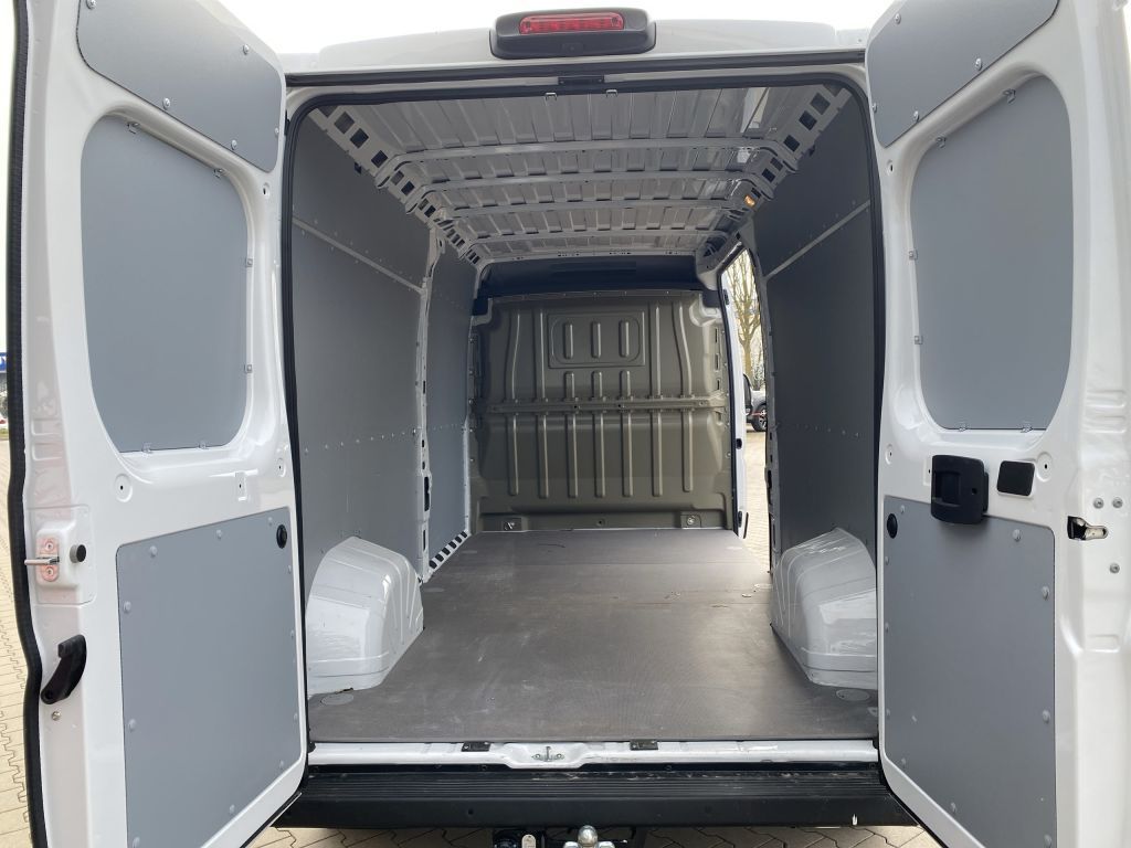 Fahrzeugabbildung Citroën Jumper 2.2 BlueHDi 140 L3H2 *NAVI*Allwetterreife