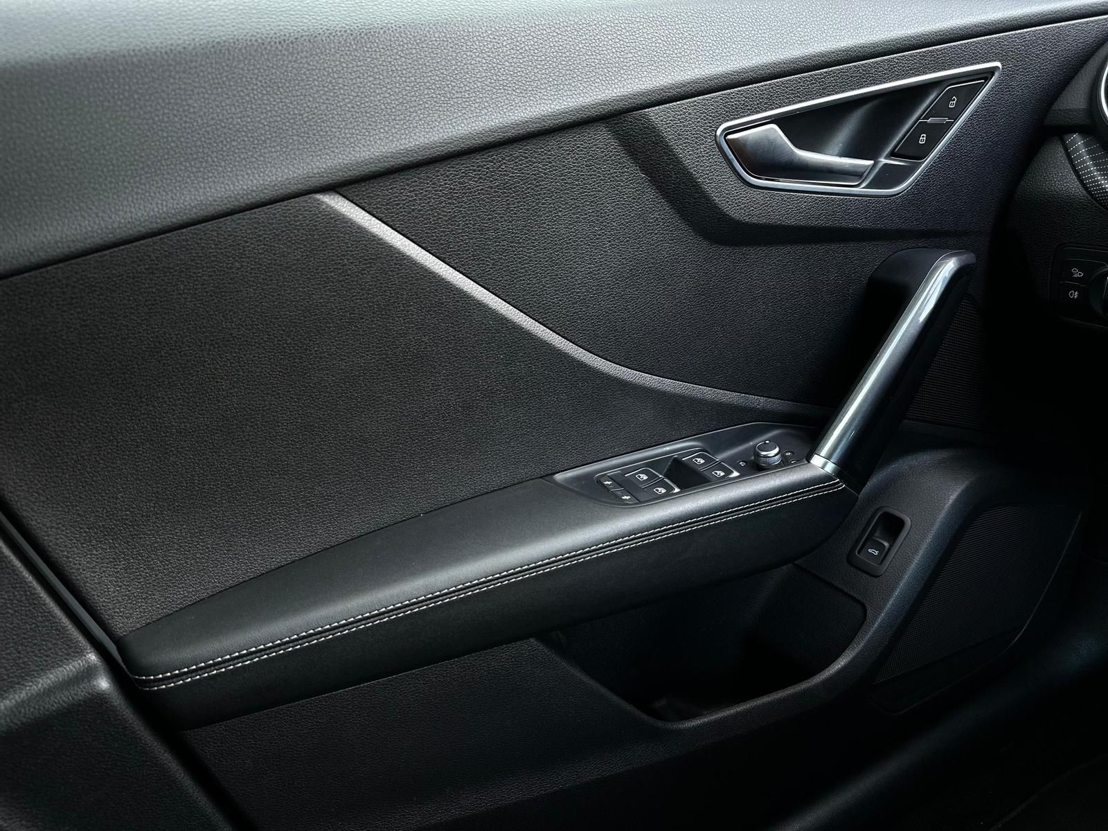 AUDI Q2 1.4TFSI S LINE CARBON* LED#SHZ#NAVI#TEMPO#PDC - Image 17