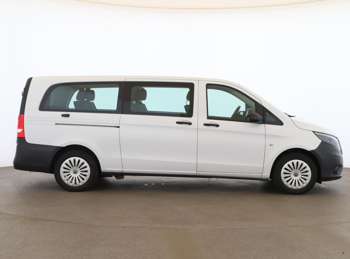 Mercedes-Benz Vito 114 CDI TOURER PRO EXTRALANG SPUR RFK 8-SI foto 3