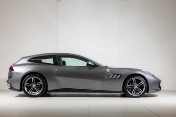 صورة 8 لـ 2019 Ferrari GTC4LUSSO