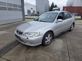Honda Accord 2.0i ES