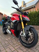 Ducati Streetfighter V4S - DUCATI ST4