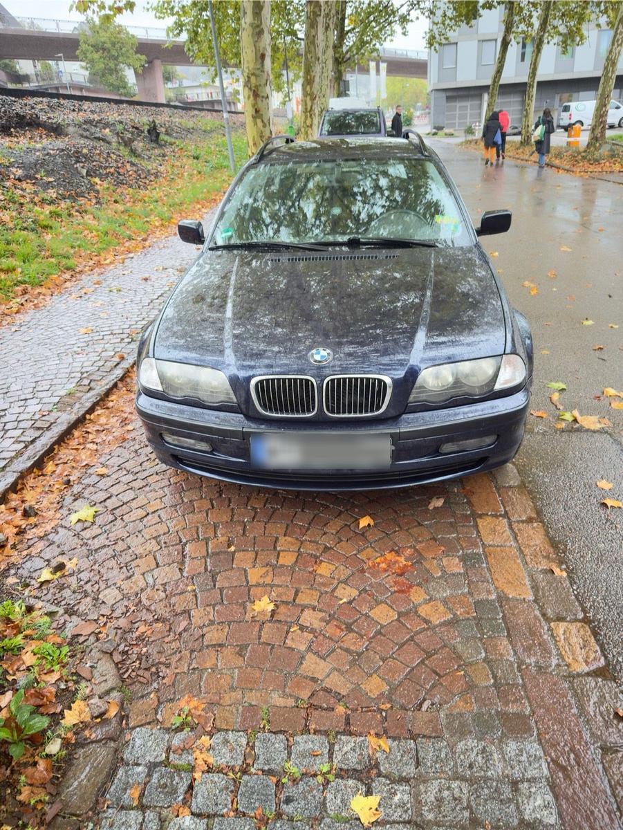 BMW 320
