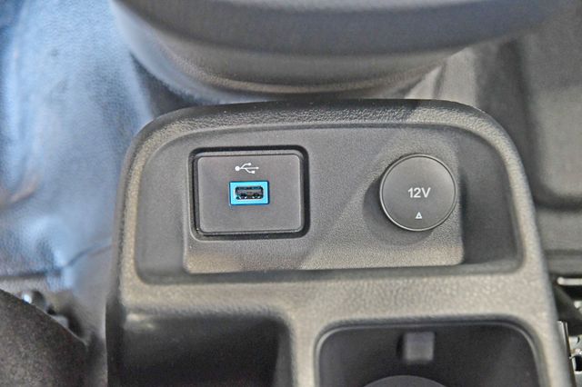 Fahrzeugabbildung Ford Transit Connect Trend 230 L2 Kasten Klima#23T239