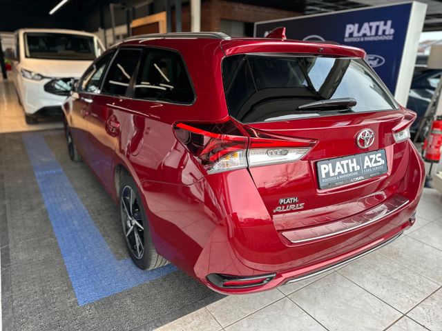 Toyota Auris Touring Sports Team D