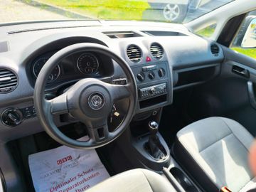 Volkswagen Caddy - 10
