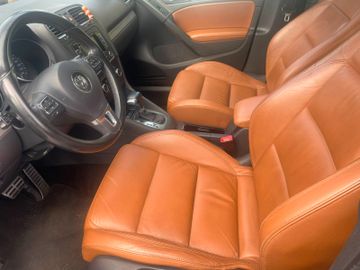 Volkswagen Golf - 9