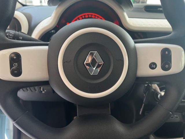 Fahrzeugabbildung Renault Twingo Equilibre 1.0 SCe 65 EU6d Klimaautom DAB