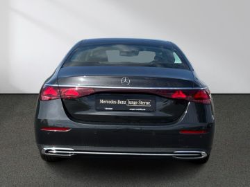 Mercedes E 200 - 6