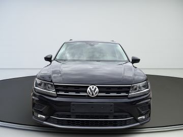 Volkswagen Tiguan - 2