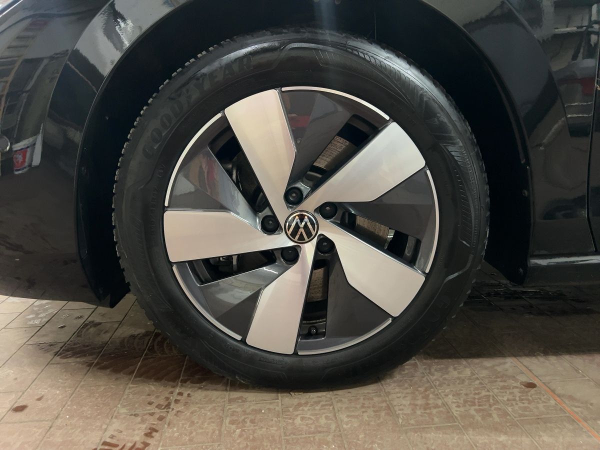 Volkswagen Passat - Bild 15