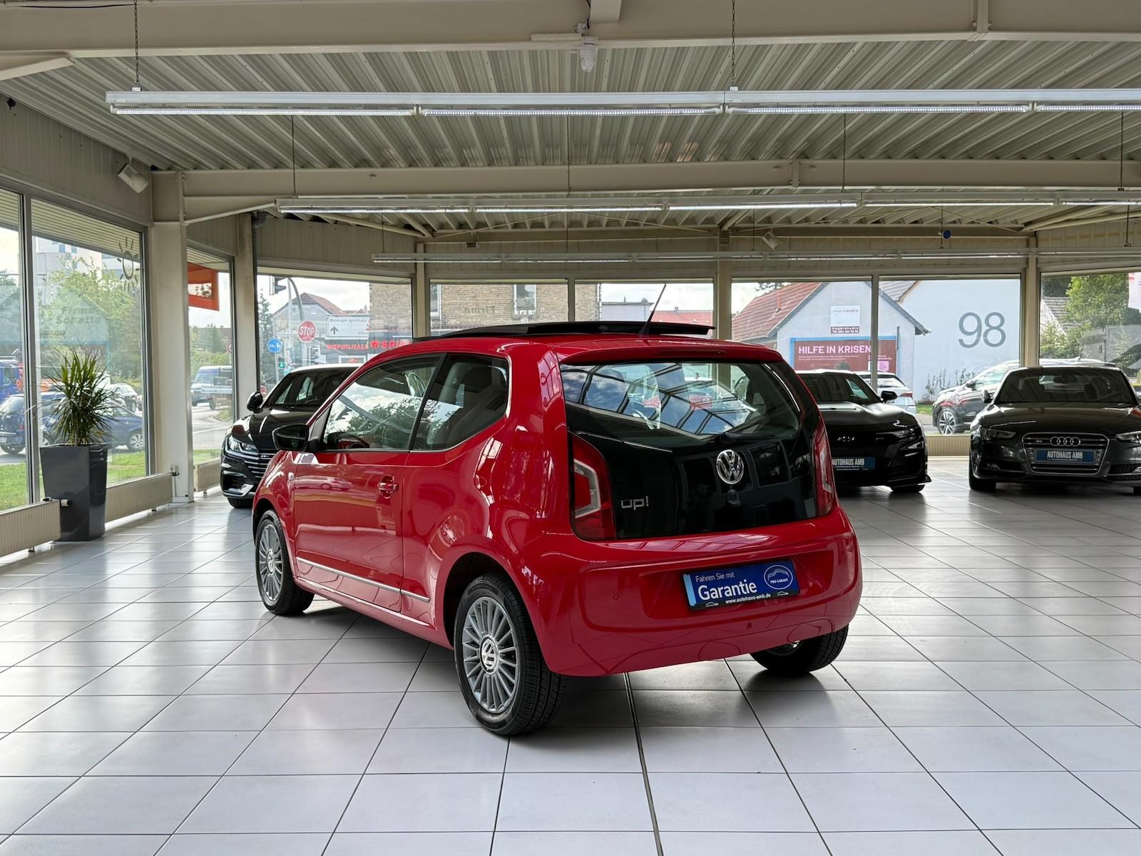 Volkswagen up! 1.0 cheer Panorama Navi Sitzheiz. PDC GRA