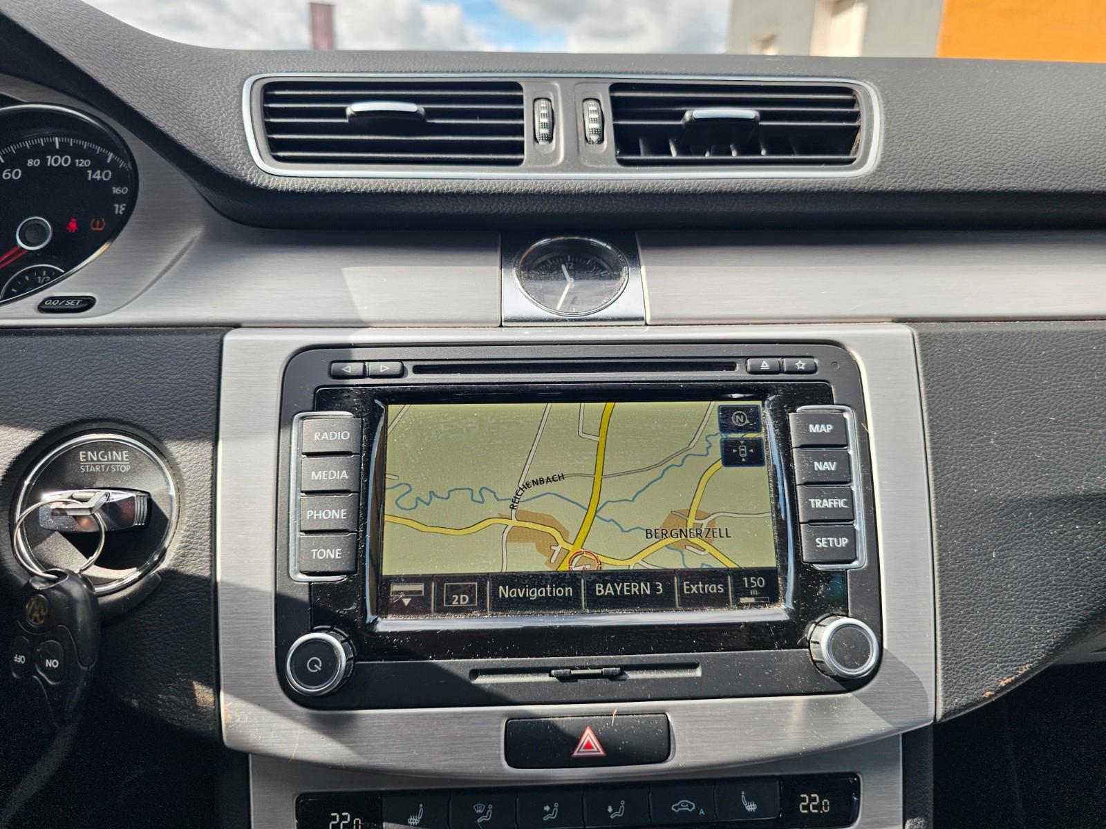 Volkswagen Passat Alltrack 2012 — photo 16