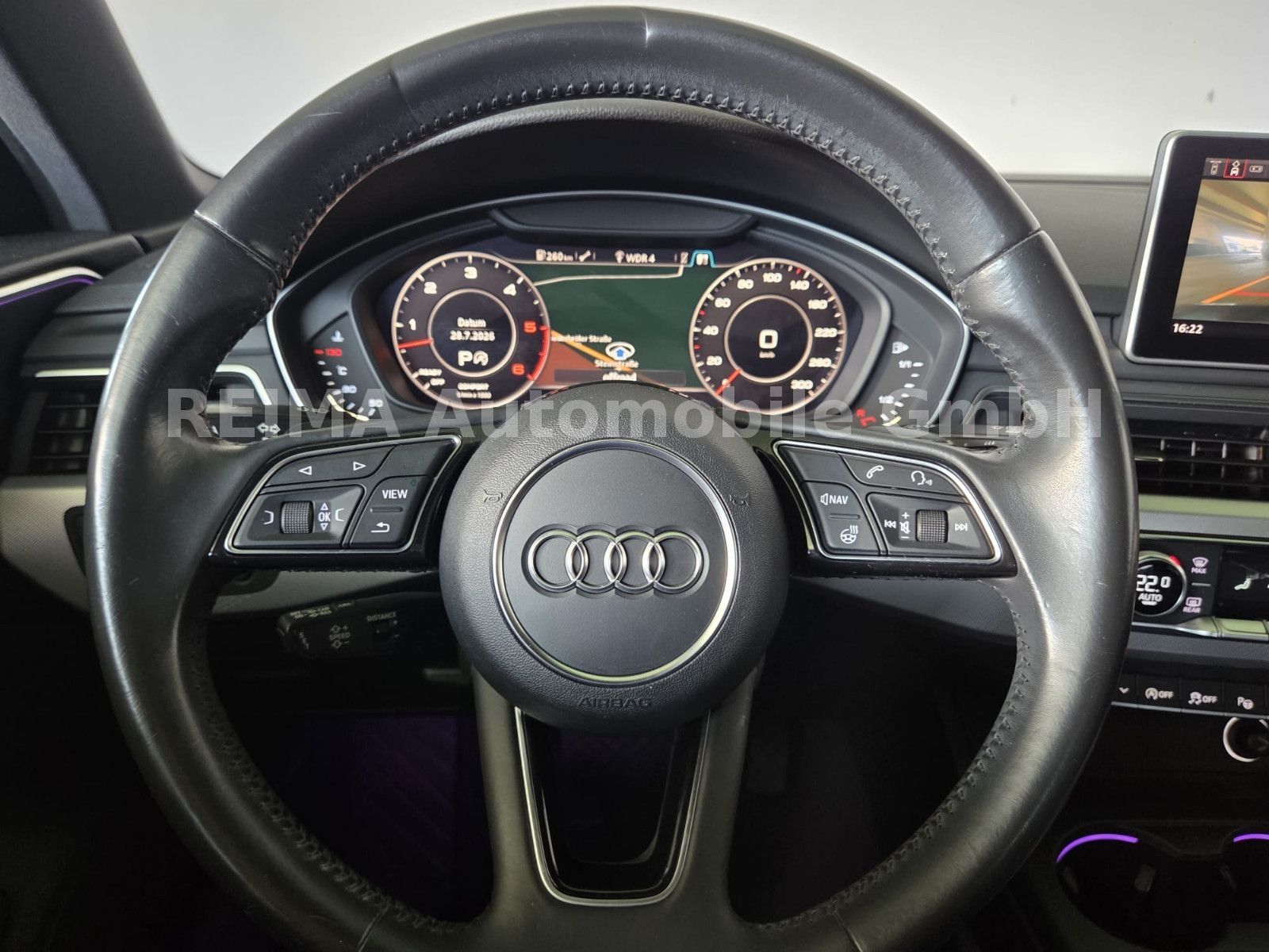 Fahrzeugabbildung Audi A4 3,0 TDi Avant quattro S-Line, Pano, LED, ACC