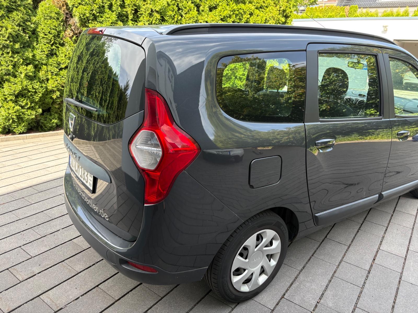 Dacia Lodgy 2013 — photo 15