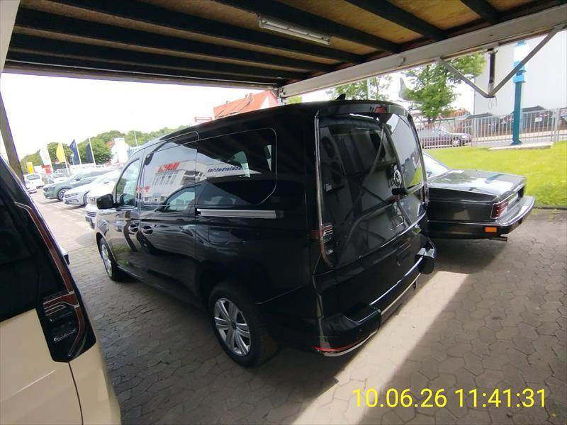 Volkswagen Caddy Maxi 90kW DSG Rollstuhl Taxi Mietwagen
