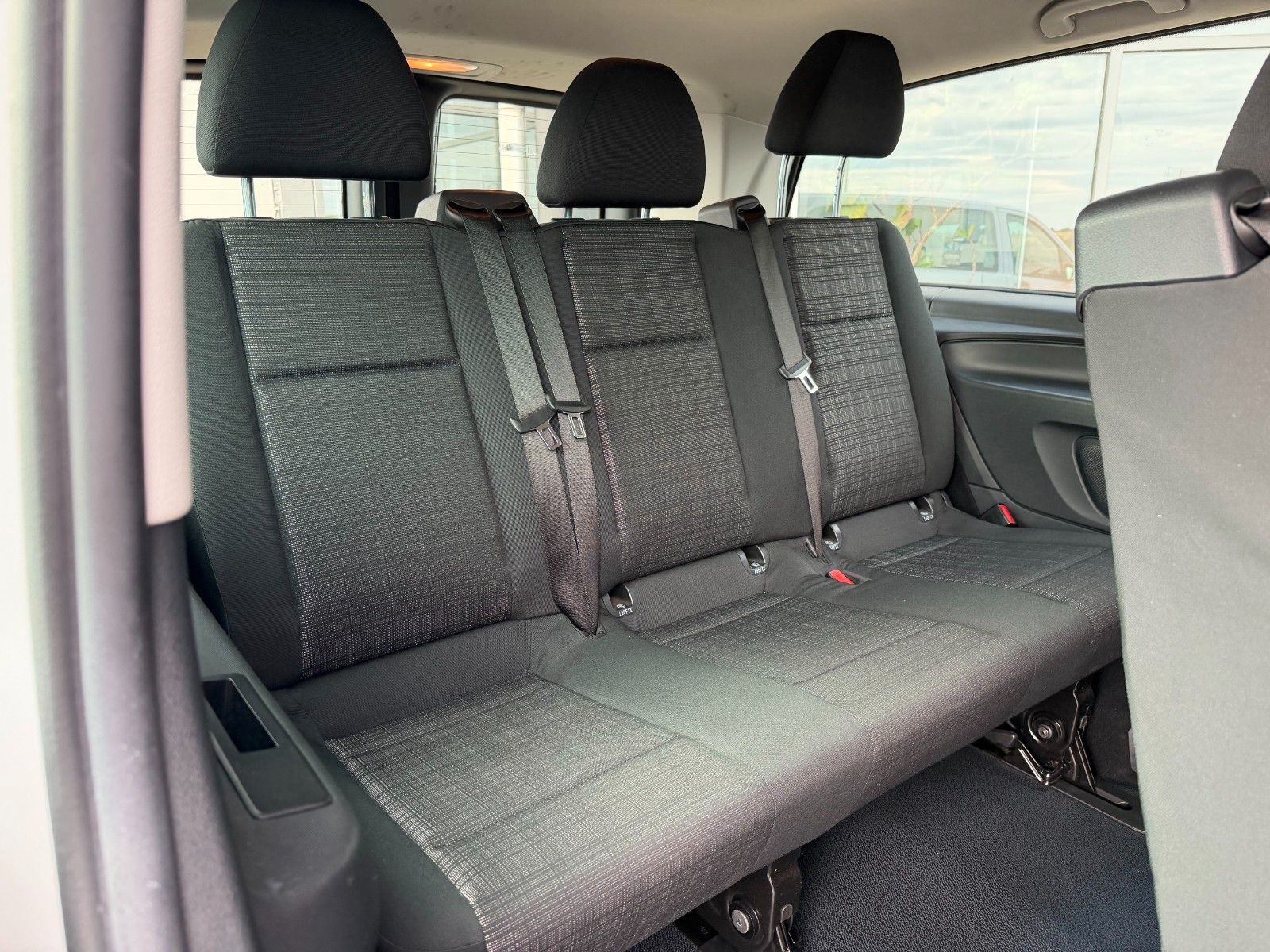 Fahrzeugabbildung Mercedes-Benz Vito 114 CDI Tourer Extral Klima