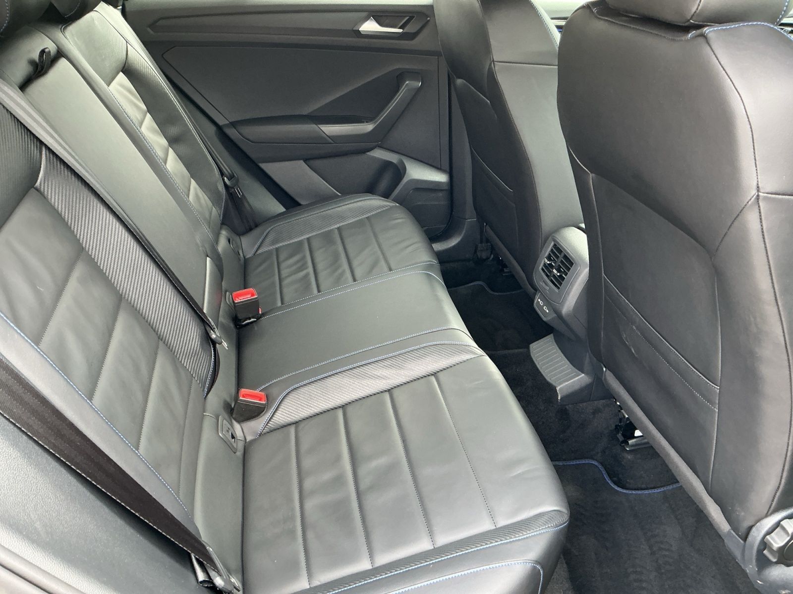 Volkswagen T-Roc - Bild 16
