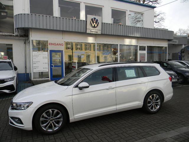 Volkswagen Passat Variant Business 2,0 TSI DSG AHK KAMERA