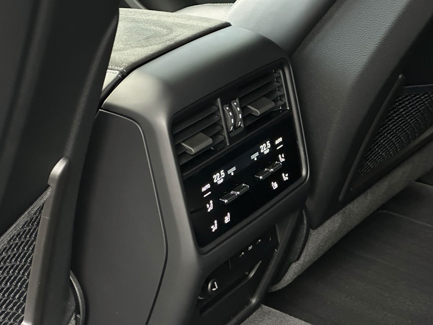 Porsche Cayenne Turbo E-Hybrid Coupé mit GT-Paket 360° foto 20