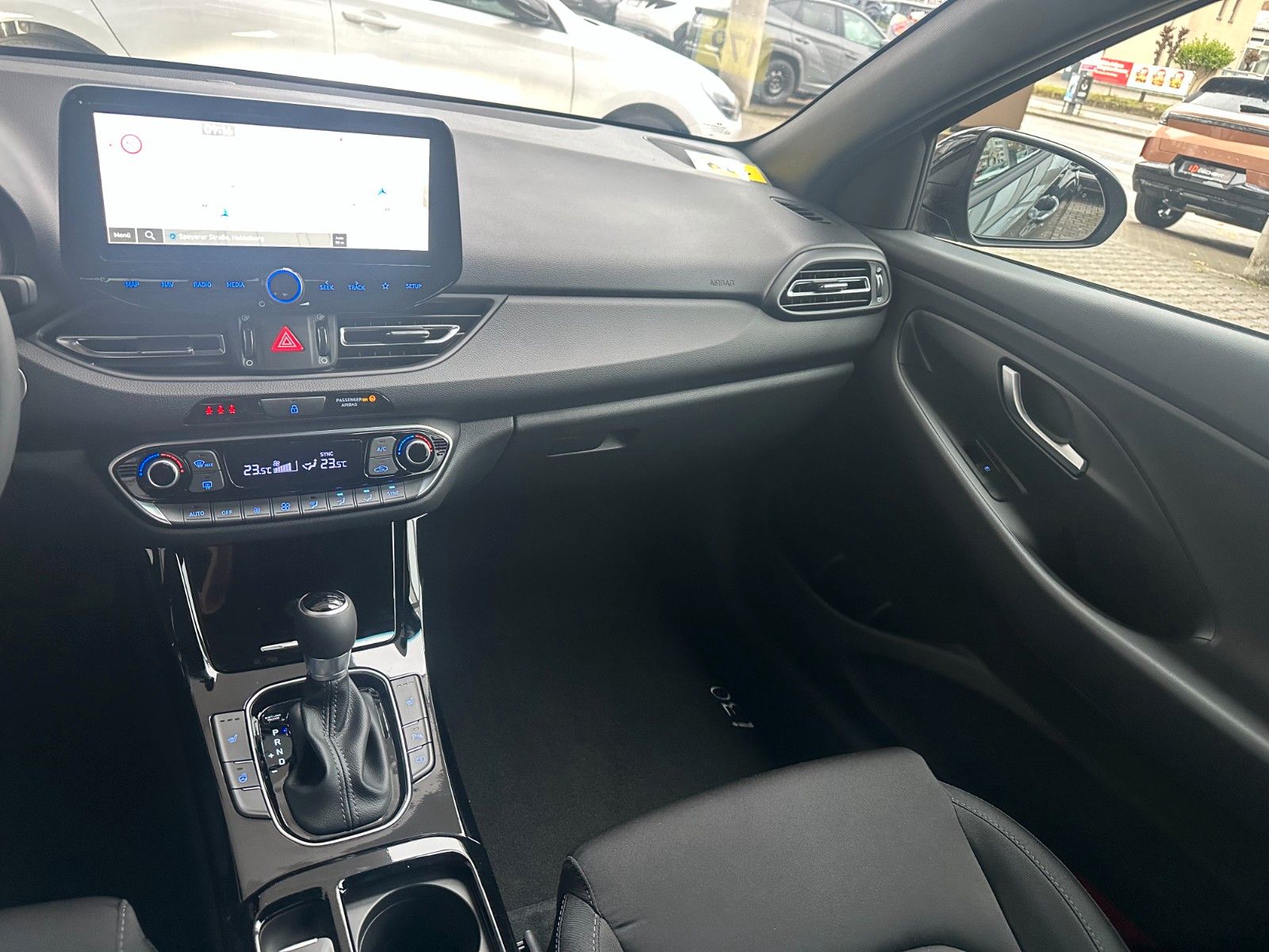 Fahrzeugabbildung Hyundai i30 Kombi Advantage Plus 1.0l DCT Navi/Toterw.!