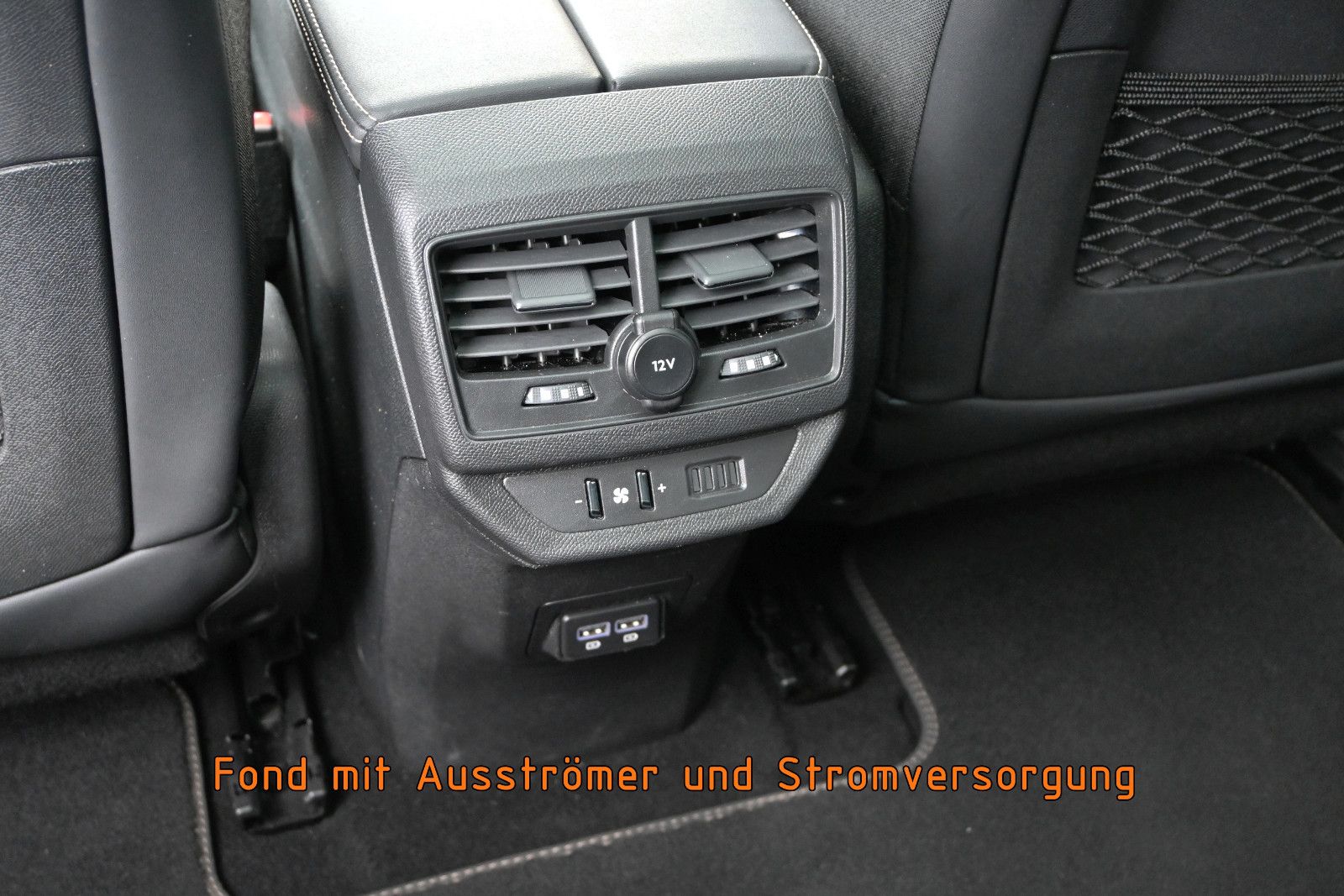 Fahrzeugabbildung Peugeot 5008 BlueHDi 130 GT °ACC°AHK°PANO°7-SITZE°ALARM°