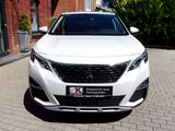 Peugeot 3008 Allure LED&Navi&2000kg Anhängelast - Peugeot 3008: Geländewagen