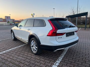 Volvo V90 Cross Country - 5