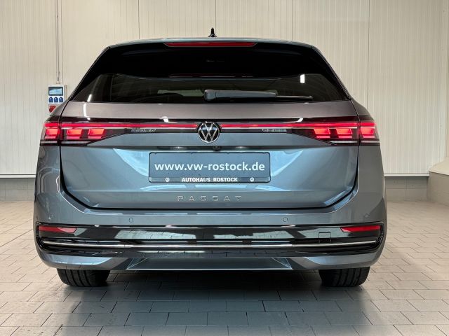 Passat Variant Elegance 2.0 TDI DSG IQ.LIGHT RFK