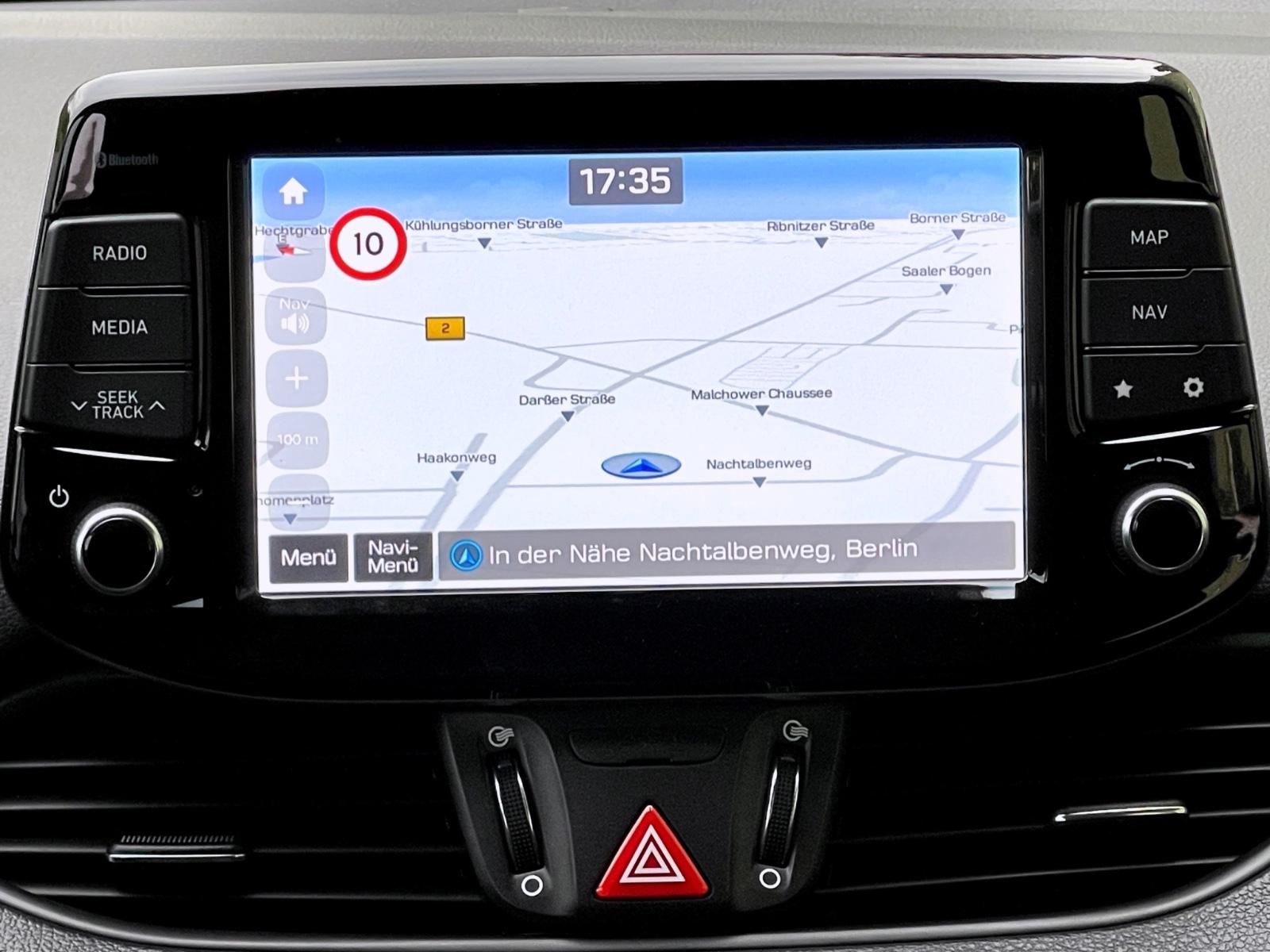 Hyundai i30 1,4 AUTOM. NAVI SITZHEIZ.SCHECKHEFT GARANTIE