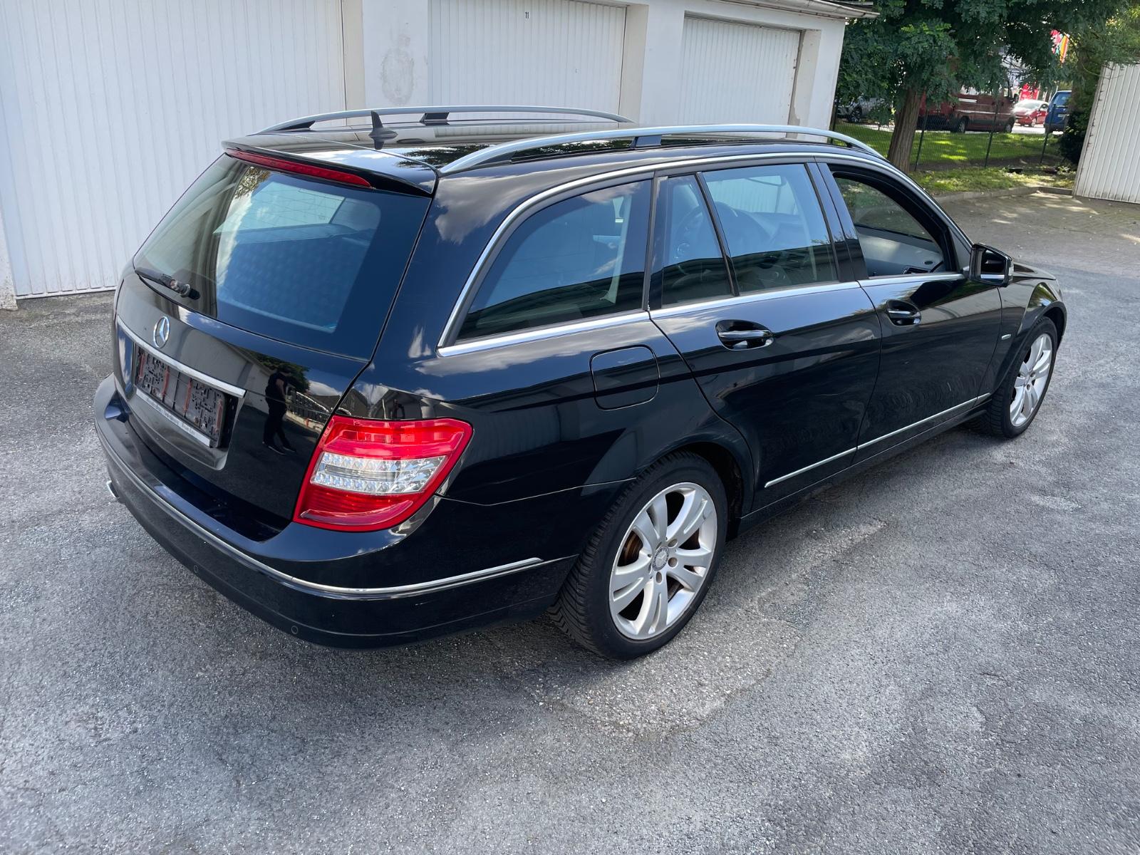 Mercedes-Benz C220 2011 — engine 2.143 cm³, 170 HP (125kW)