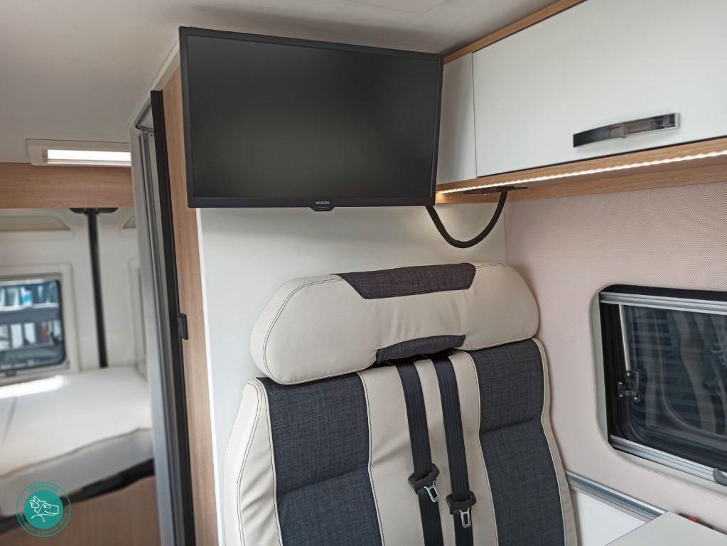 Fahrzeugabbildung Mooveo VAN 54 DB incl. Navi, TV/SAT, Solar, Markise