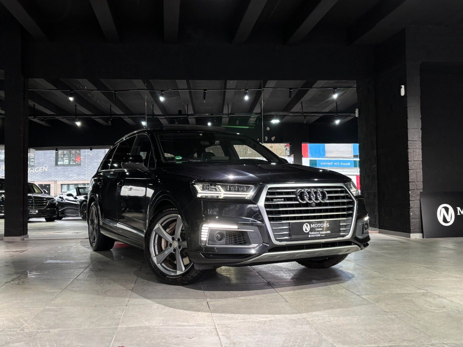 Fahrzeugabbildung Audi Q7 3.0 TDI E-tron *S-Line*B&O-3D*Pano*HUD*360°
