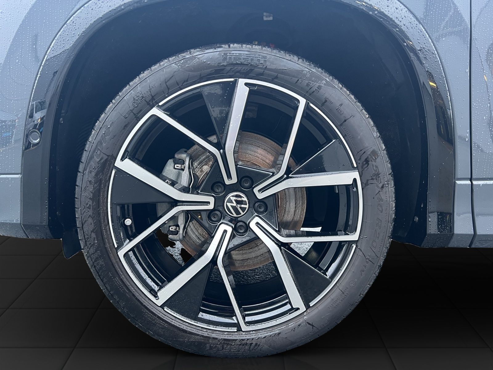 Tayron R-Line 2.0 TDI 4M DSG LED*Pano*AHK