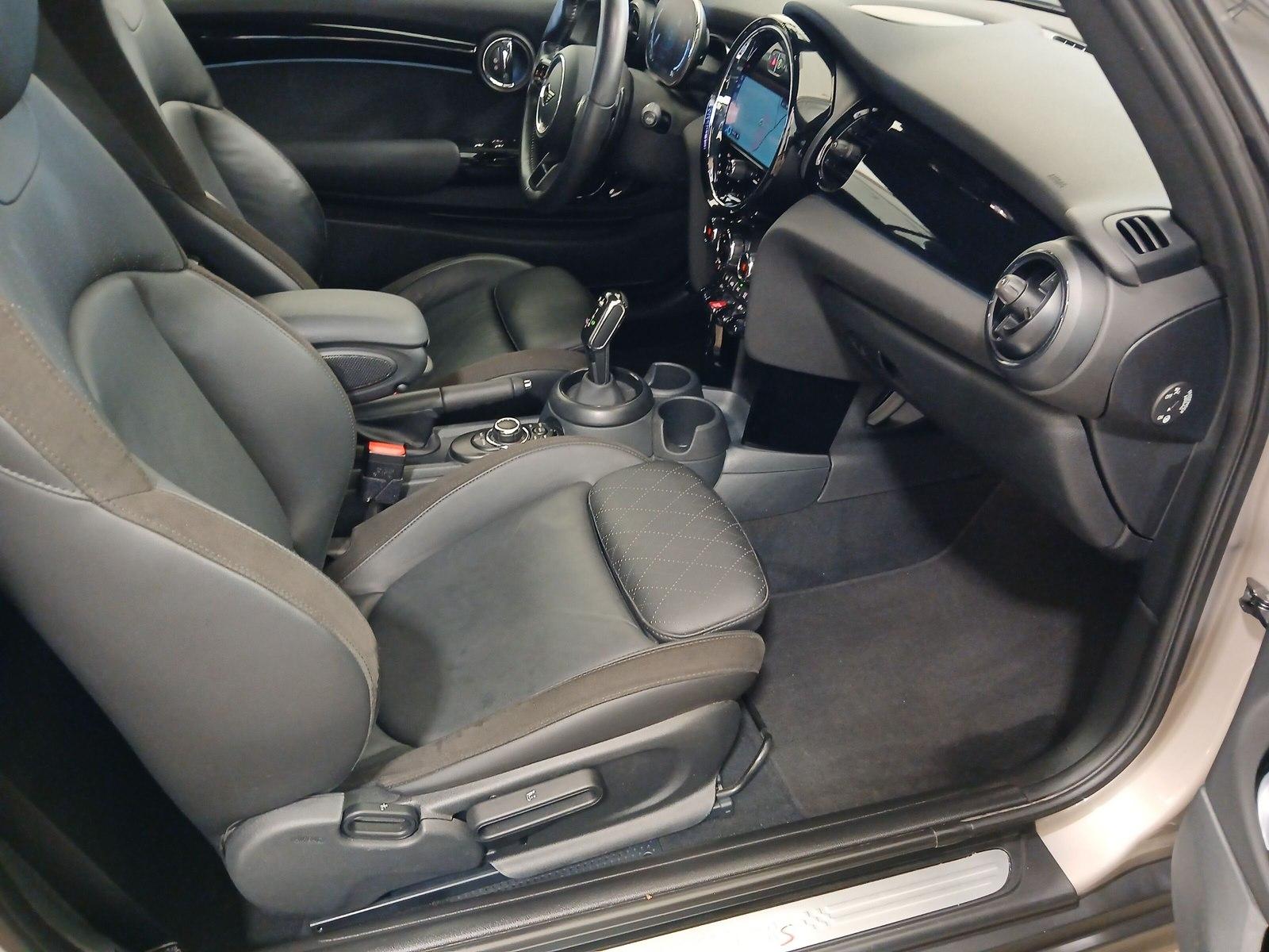 MINI Cooper S Cabrio Navi PDC Driv.Assist Sportsitze
