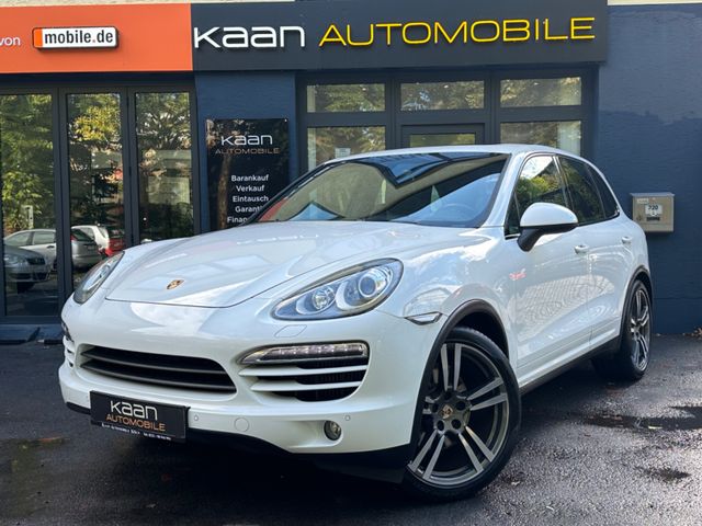 Porsche Cayenne Diesel/1HAND/BI-XENON/LEDER/NAVI/PANO