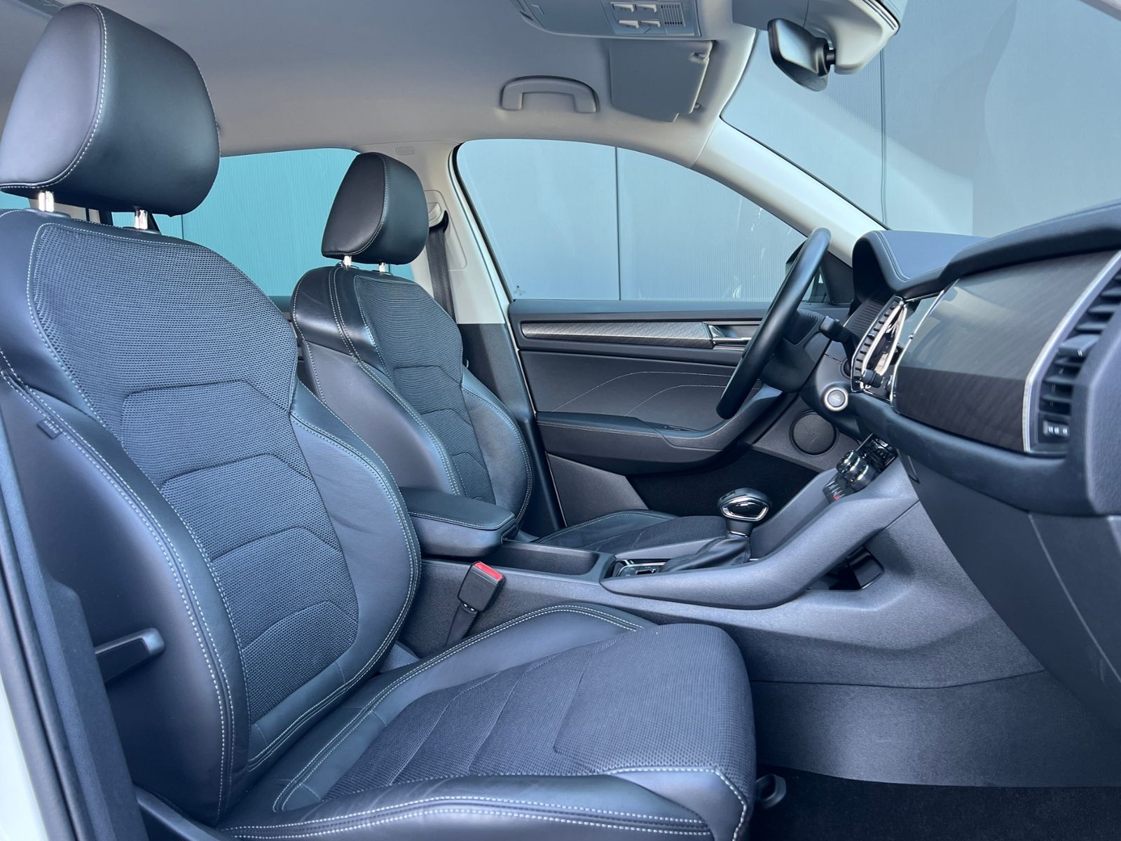 Fahrzeugabbildung SKODA Kodiaq Style 1.5 TSI DSG FL *AHK, LED, ACC, 19"-