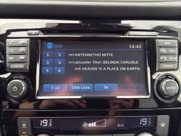 Nissan Qashqai Acenta 1.2 DIG-T °Navi°RFK°PDC°AAC°SHZ°